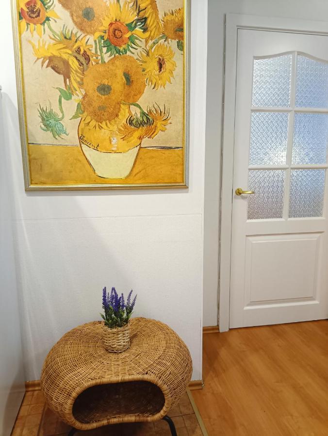 Old Town Sunny Bee Apartment Prime Location Riga Dış mekan fotoğraf